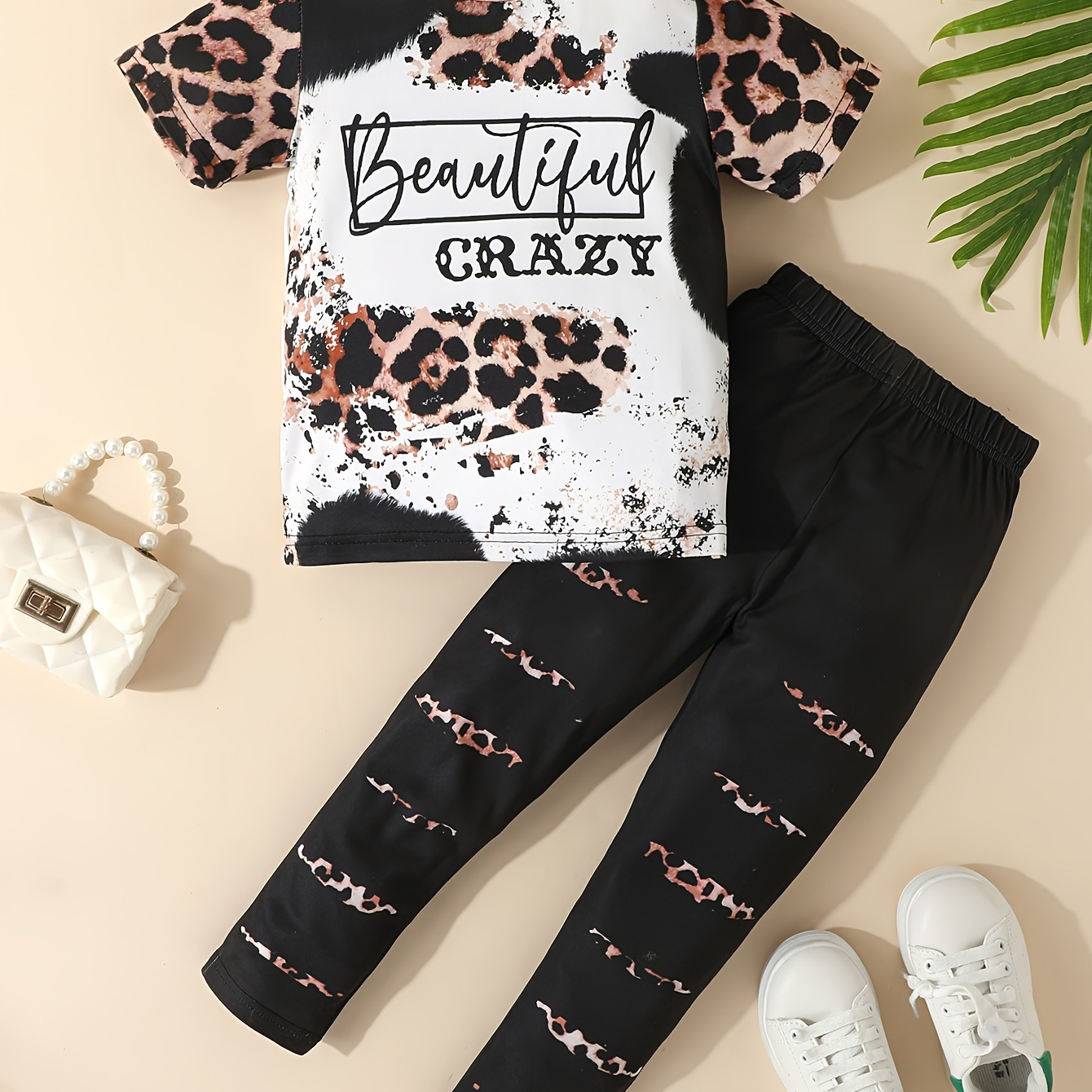 

2pcs Girls Splicing Leopard Print Short Sleeve T-shirt + Pants Set For Summer