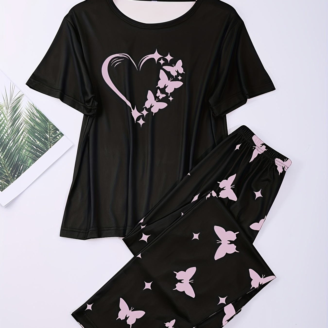 

Women's 2pcs Pajama Set, Polyester 95% Elastane 5% Knit Fabric, Crew Neck Short Sleeve Top With Heart & Pattern, Comfortable Sleepwear For Spring/summer/fall