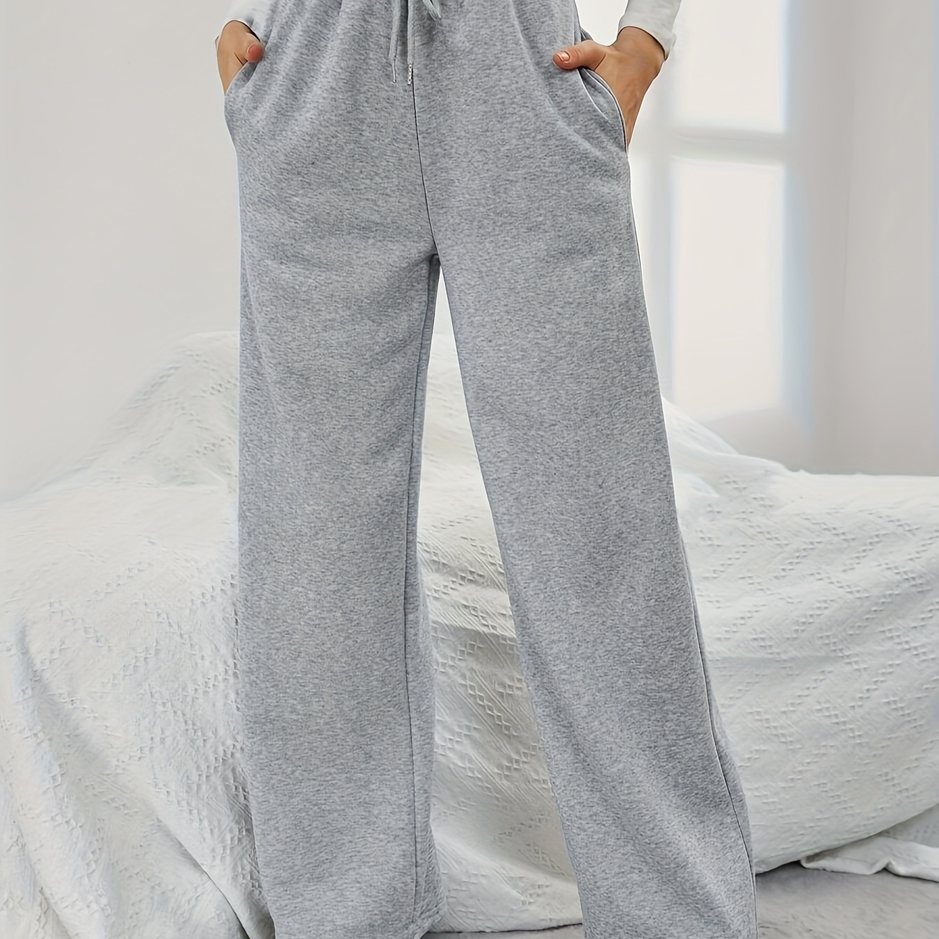 

Pantalon droit uni, décontracté et sportif avec cordon de serrage à la taille élastique, poches obliques, , pour toutes les , vêtements pour femmes.