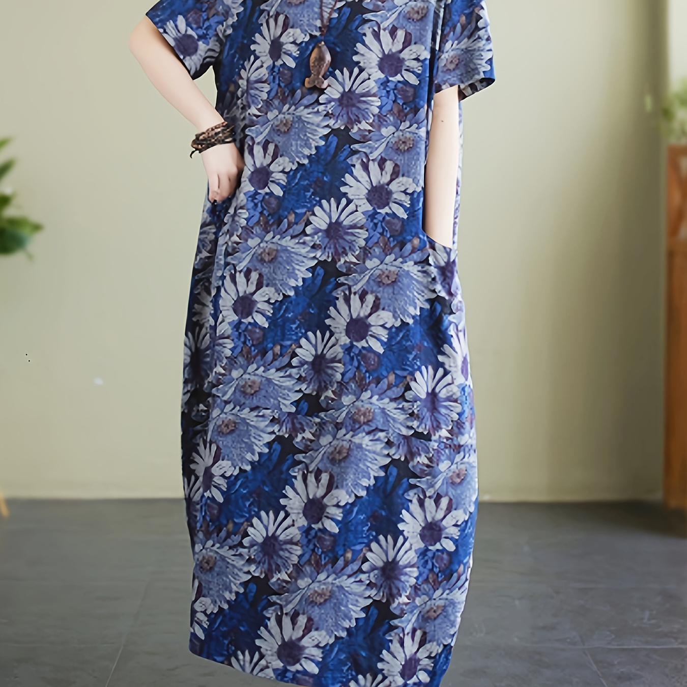 

Floral Print Crew Neck Dress, Elegant Short Sleeve Shift Dress For Spring & Summer, Women's Clothing