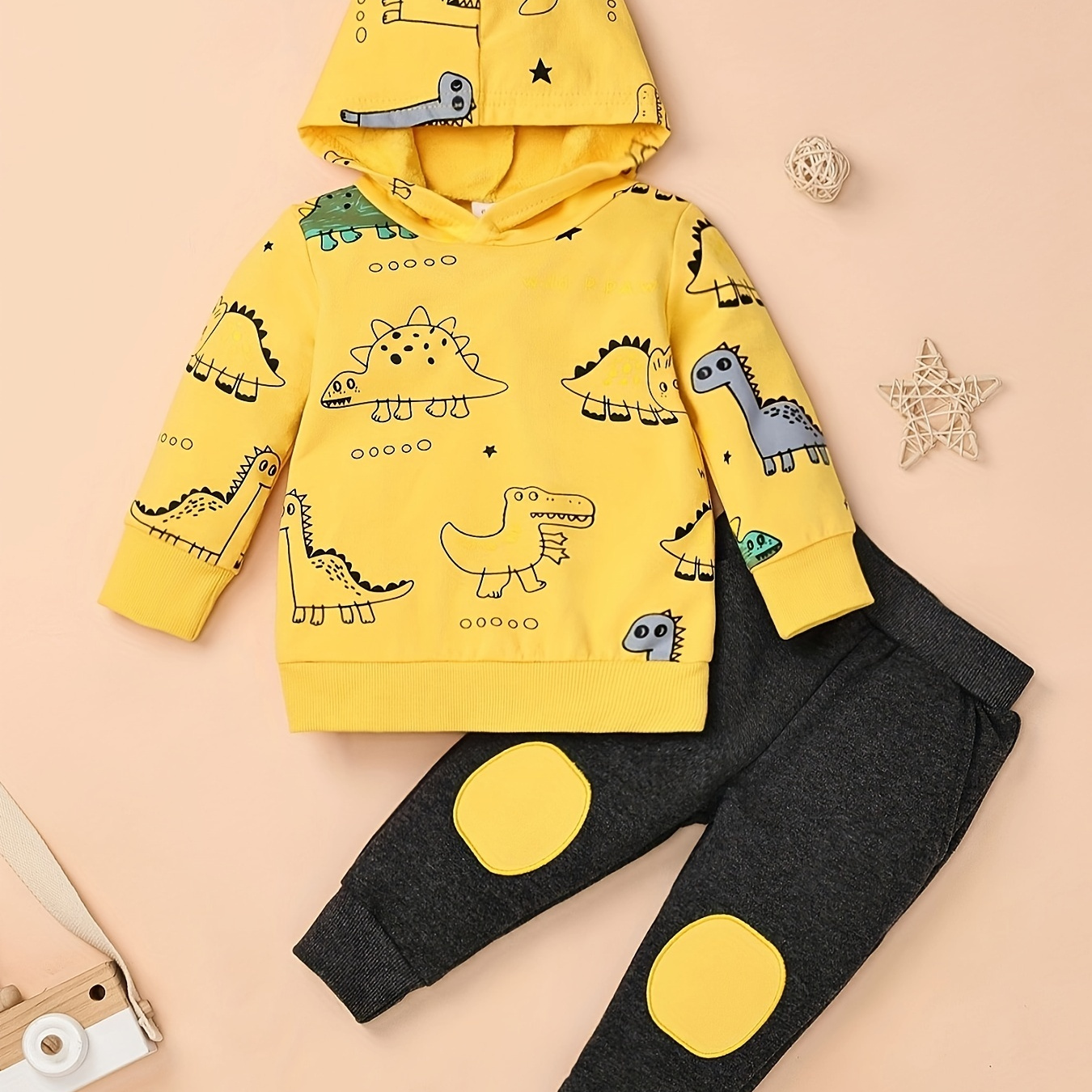 

Cute & Childlike: Toddler Baby Boys Dinosaur Graphic Hoodie Pocket Pants Set, Kids Clothes Autumn And Winter 3 Months To 3 Years Old