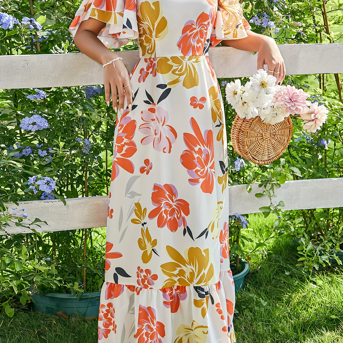 

Floral Print Crew Neck Dress, Elegant Ruffle Hem Flutter Sleeve Maxi Dress For Spring & Summer, Women's Clothing