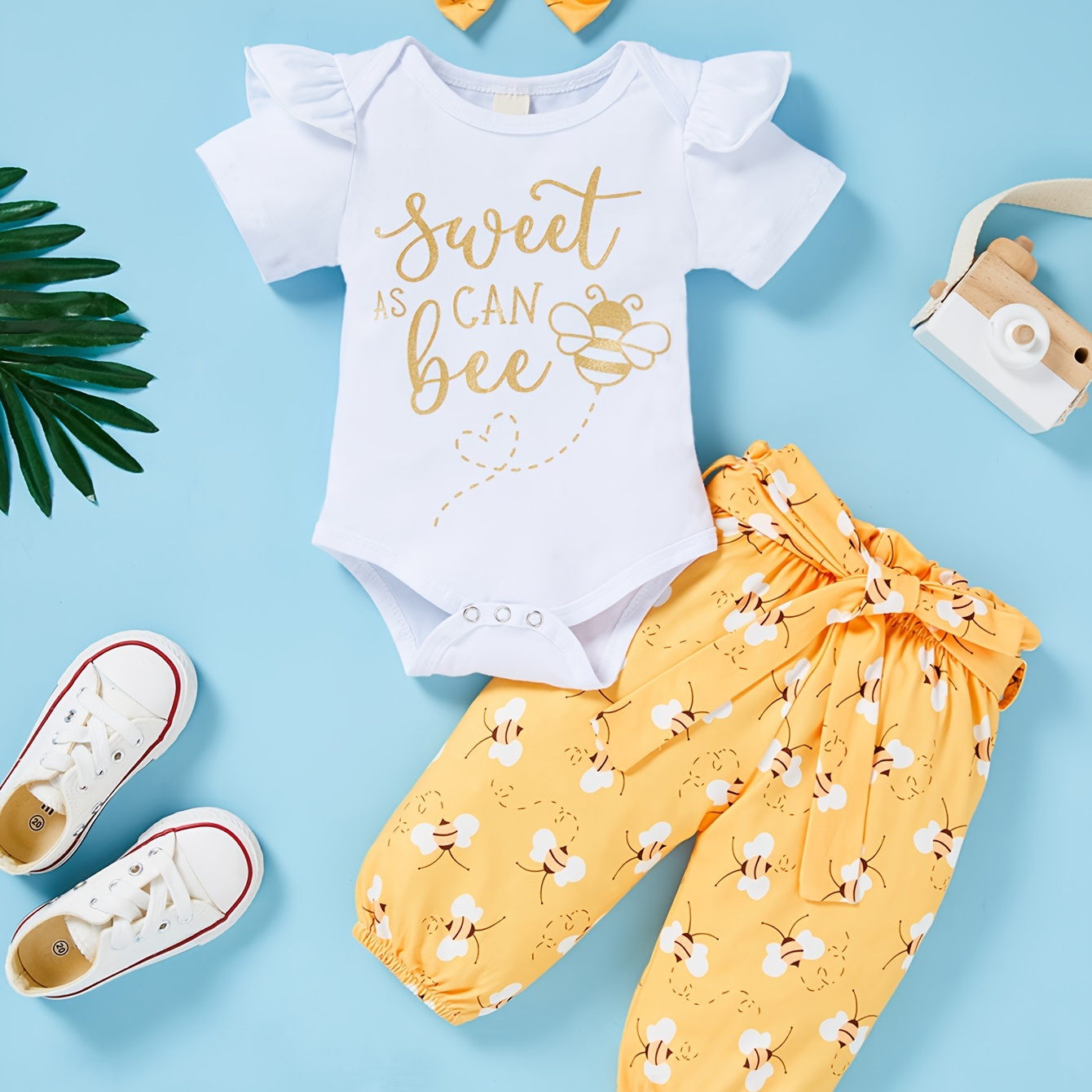 

Infant Baby Girl Bumble Bee Clothes Letter Print Rompers Honey Bees Pants With Bowknot Headband Outfits Set