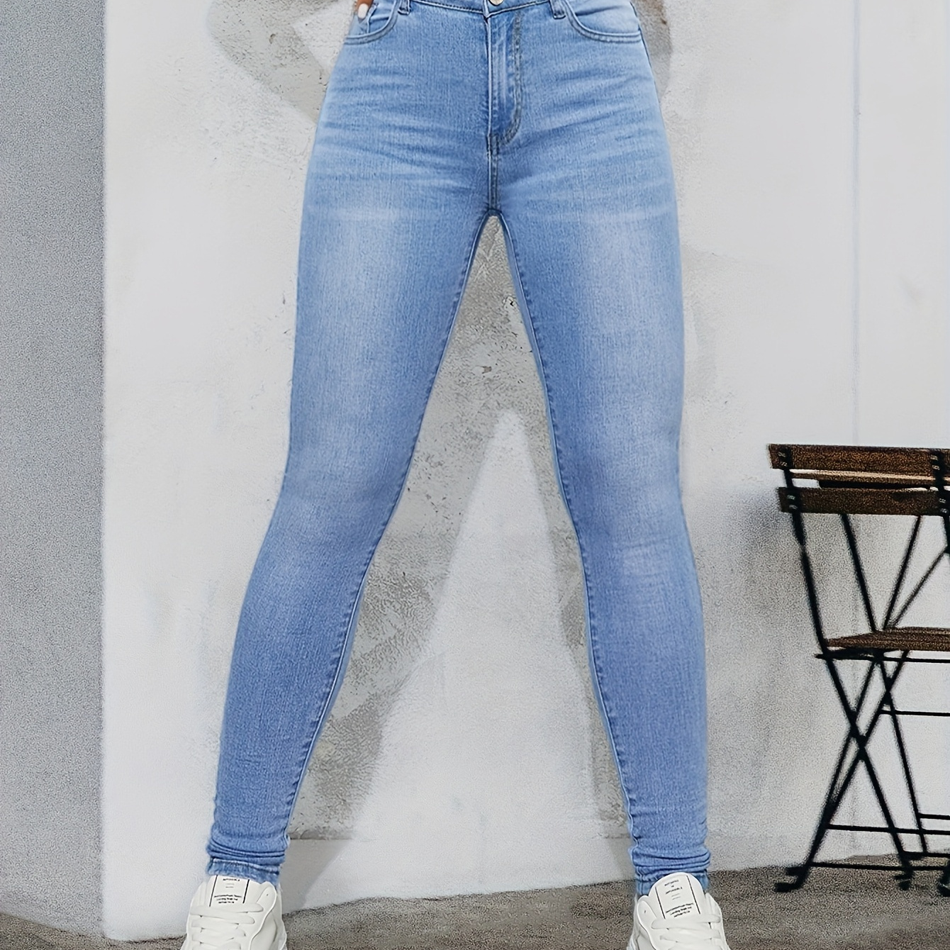 

Women' Blue Stretch Skinny Jeans - Elegant High- Denim With Pockets, Button Closure, And Slim , Comfortable Fashion | Modern Denim Style | Stretch Denim