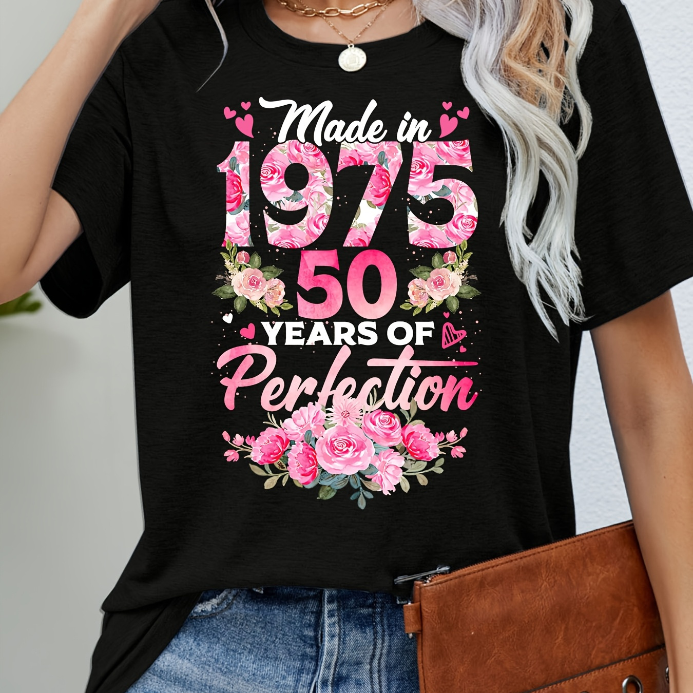 

Old Born In 1975 Floral 50th Birthday Gifts Print T-shirt, Short Sleeve Crew Neck Casual Top For Summer & Spring, Women's Clothing