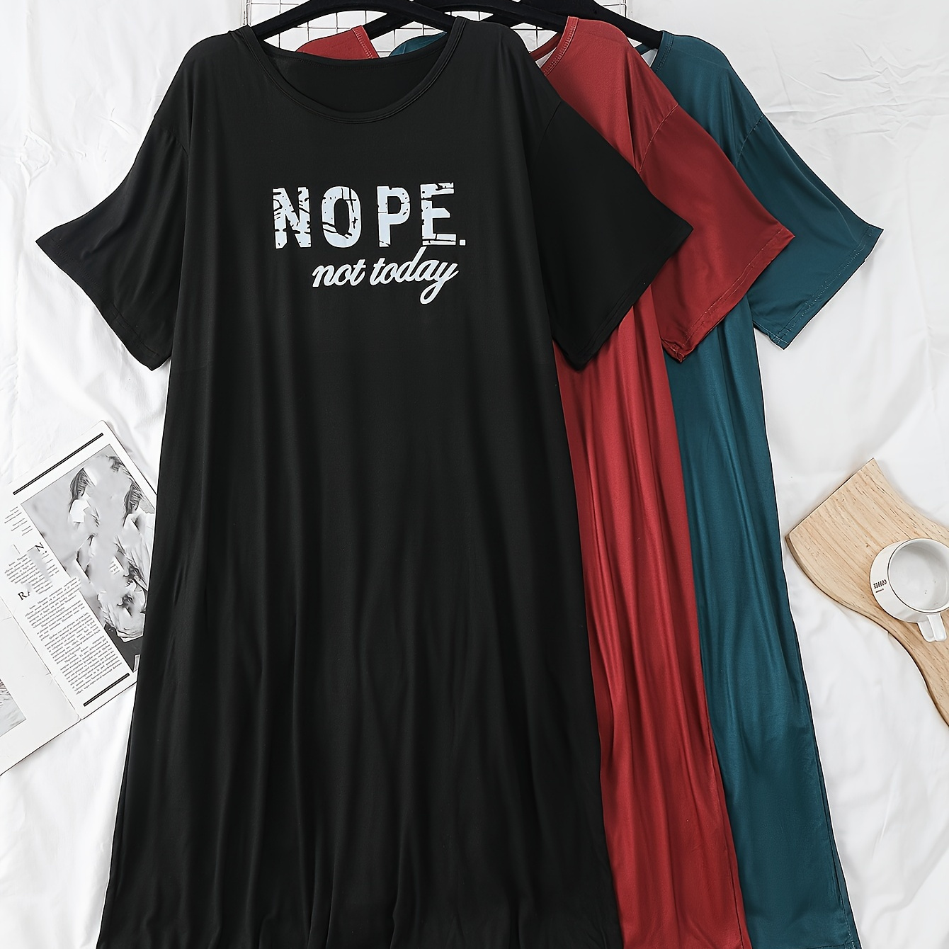 

3pcs Women's Plus Casual Sleep Dress, Plus Size Letter Graphic Short Sleeve Round Neck Tee Nightdress