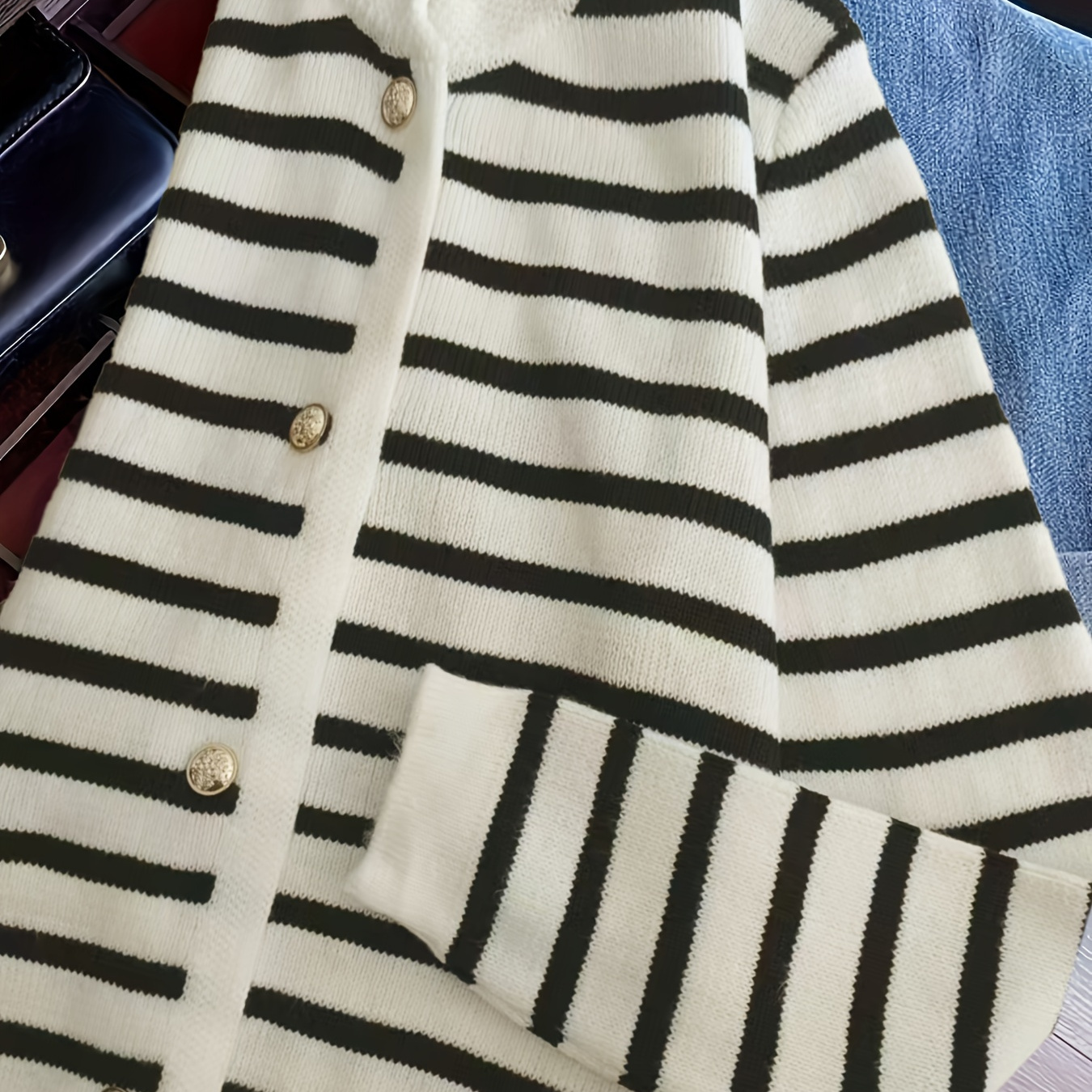 

Elegant Stripe Pattern Crew Neck Cardigan - Polyester Knit Fabric, Color Block Detail, Versatile For