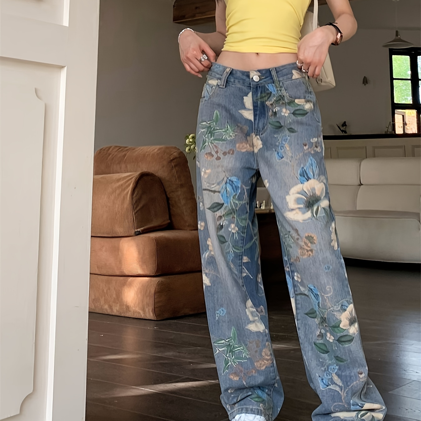 

Women's Floral Print High-waist Jeans, Vintage Style Straight-leg Denim Pants, Casual Retro Flower Patterned Trousers For Streetwear