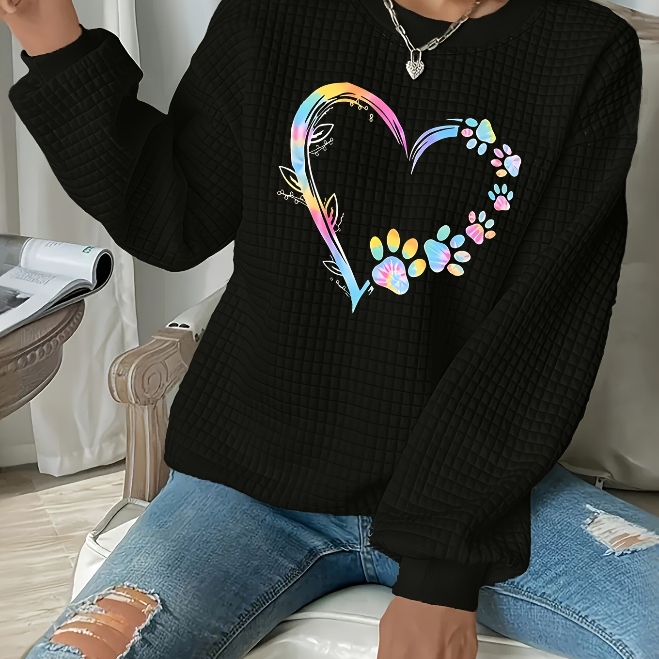 

Plus Size Heart Print Pullover Sweatshirt, Casual Waffle Knit Long Sleeve Crew Neck Sweatshirt For Fall & Spring, Women's Plus Size Clothing