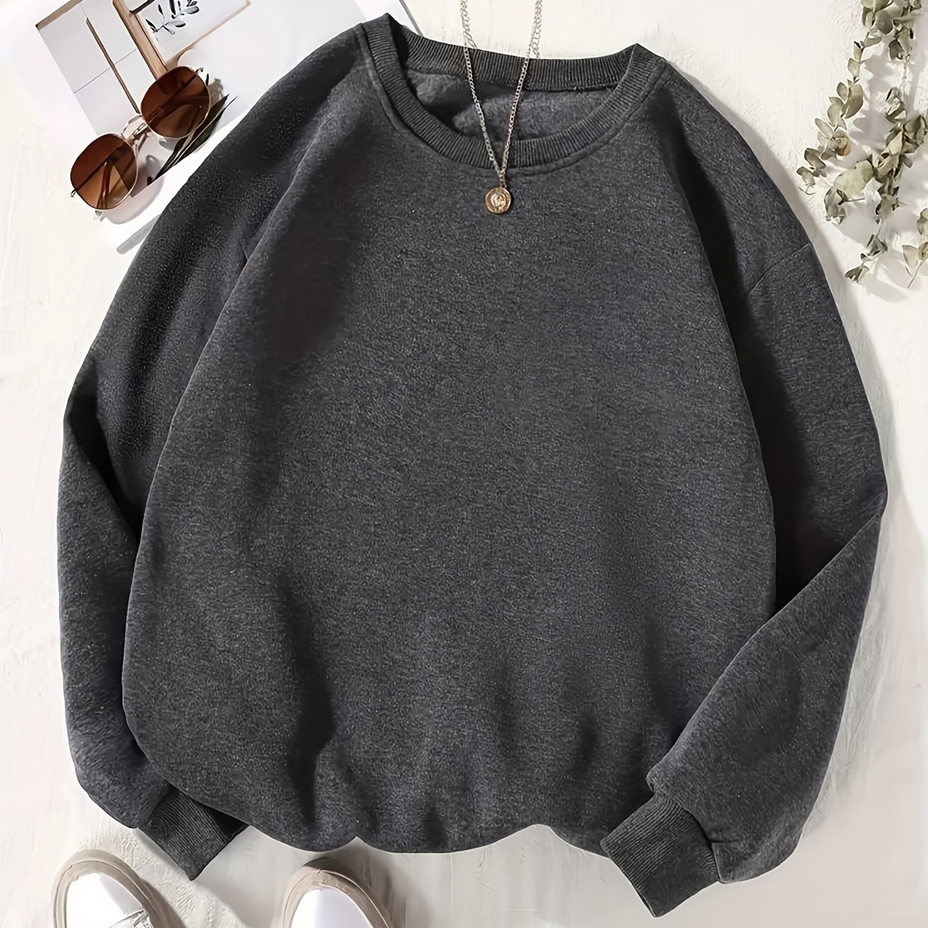 

Women's Solid Color Loose Fit Crew Neck Sweatshirt, Autumn/winter, Plush Lined, Thick Pullover, Long Sleeve Casual Sportswear Top