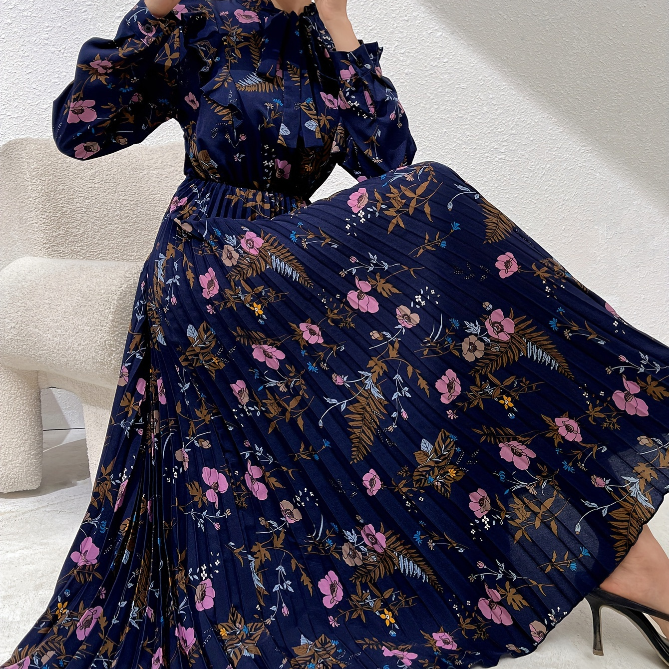 

Pleated - Polyester, , Non-sheer - , For