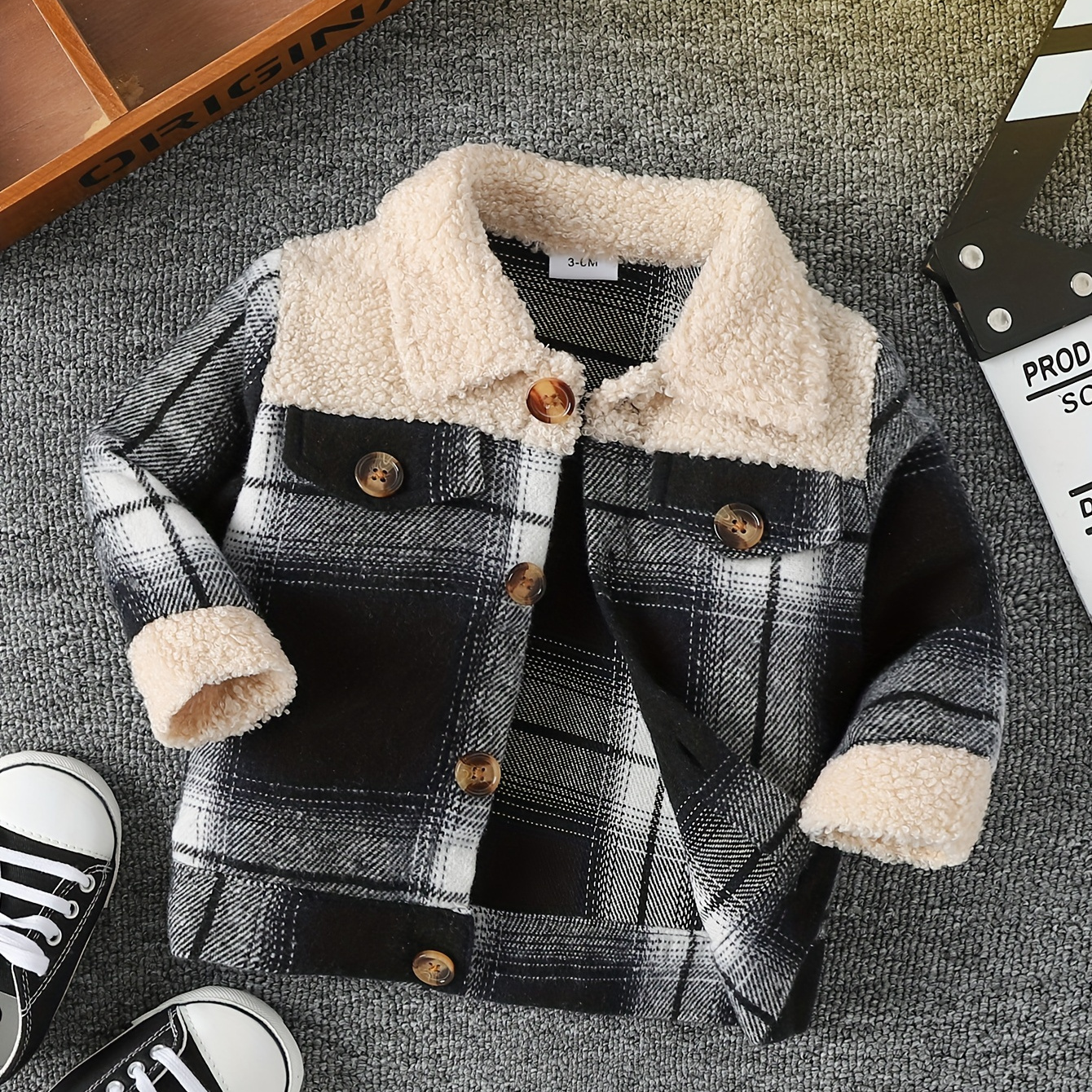 

Toddler Baby Boy Stylish Fleece Splicing Plaid Single-breasted Lapel Long-sleeved Coat Spring And Autumn Warm Outwear