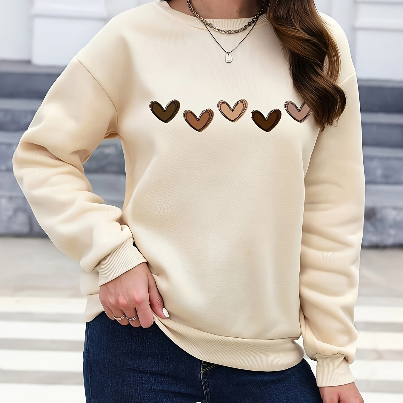 

Women's Round Neck Heart Print Sweatshirt, Casual Pullover, Long Sleeve, Cozy Fashion Top For Fall Winter