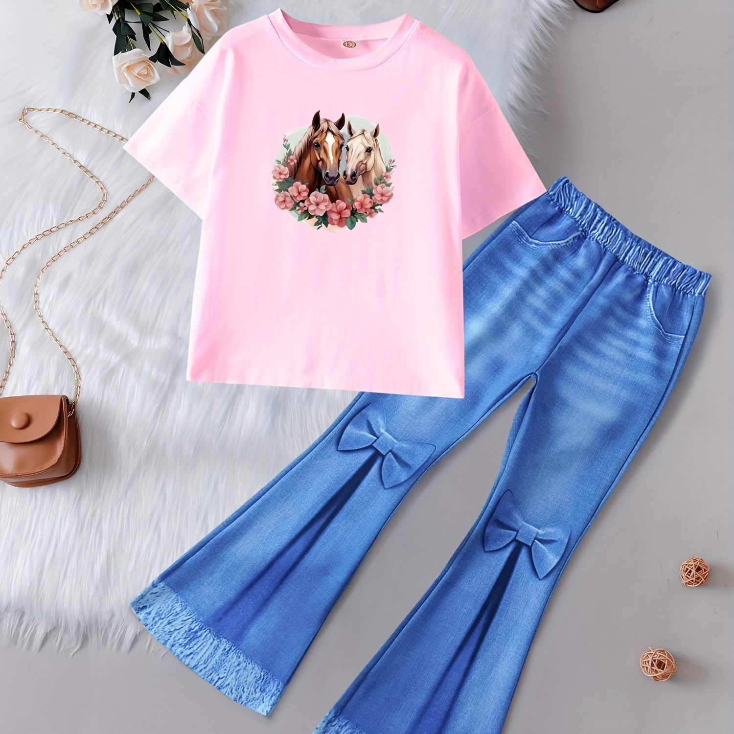 

Girls Short Sleeve Cartoon Horse Pattern T-shirt & Denim Print Flared Pants Casual Fashion Set