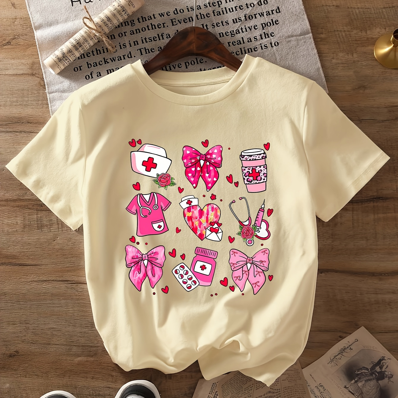 

Women's Nurse Valentine's Day T-shirt, Casual Crew Neck Short Sleeve Top With Cartoon Flirty Bow , Summer Knit Polyester (95% Polyester, 5% Elastane), 180g/m² - Regular Length