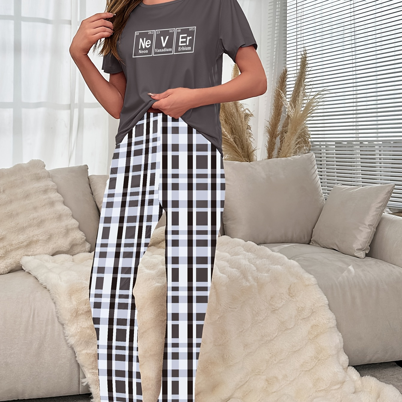 

Women's Cozy Pajama Set - Short Sleeve Crew Neck Top & Waistband Pants, Soft Polyester , Machine Washable