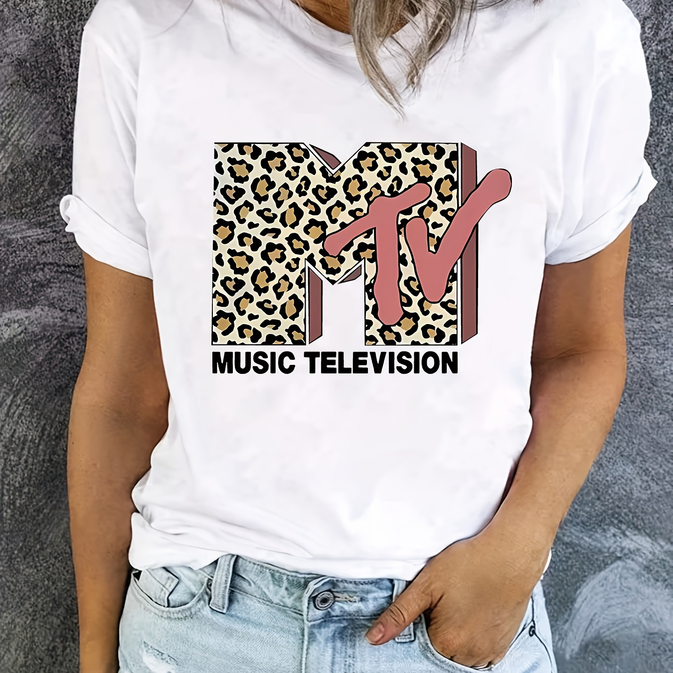 

Mtv Pattern Print - Casual Round Neck Short Sleeve Design For Comfortable Spring And Summer, Fitted Style Women's T-shirt