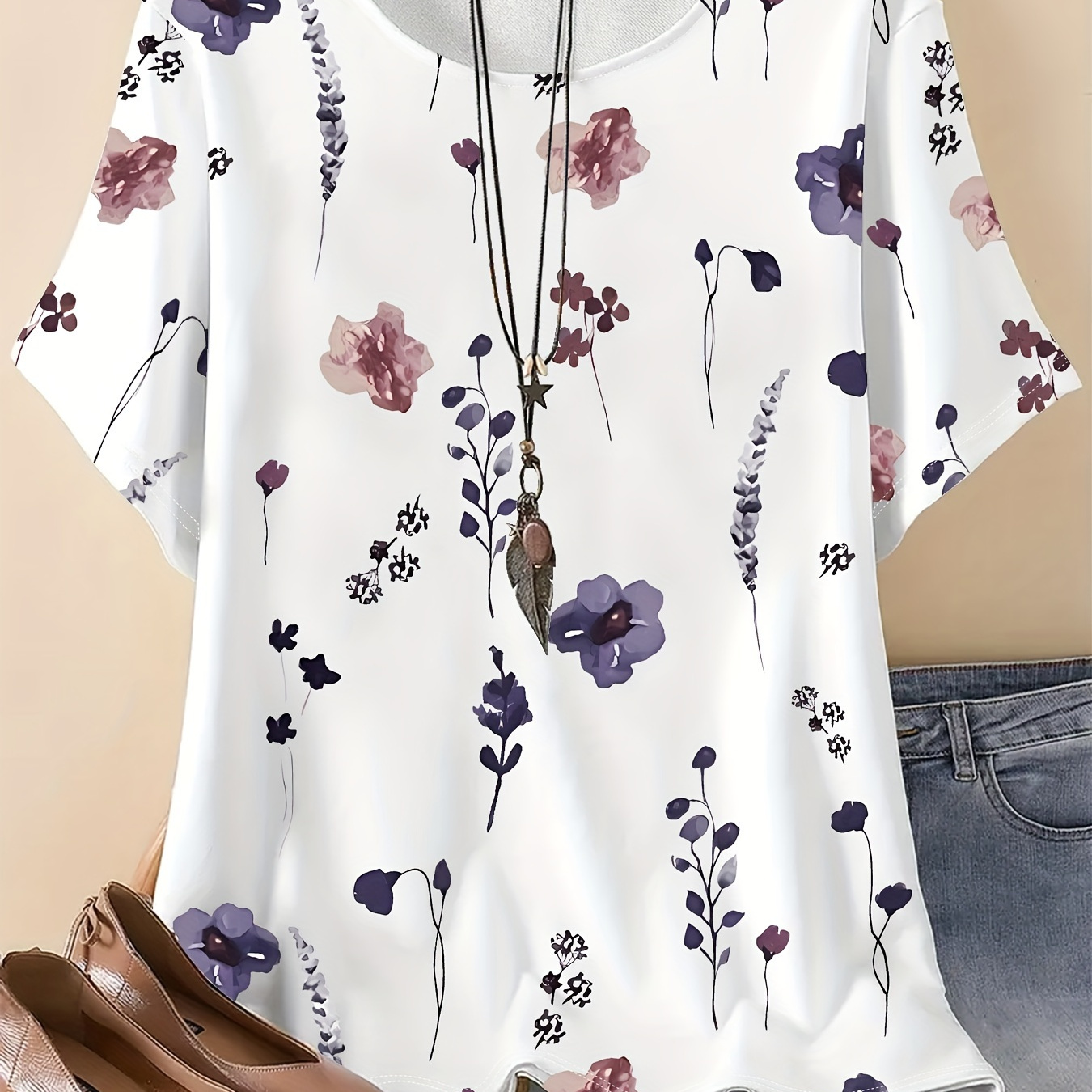 

Spring/summer Casual Floral Print Scoop Neck T-shirt - Soft Medium Stretch Polyester Blend, Regular Fit Short Sleeve Top With All-over Flower Pattern, Knit Pullover Tee For Women