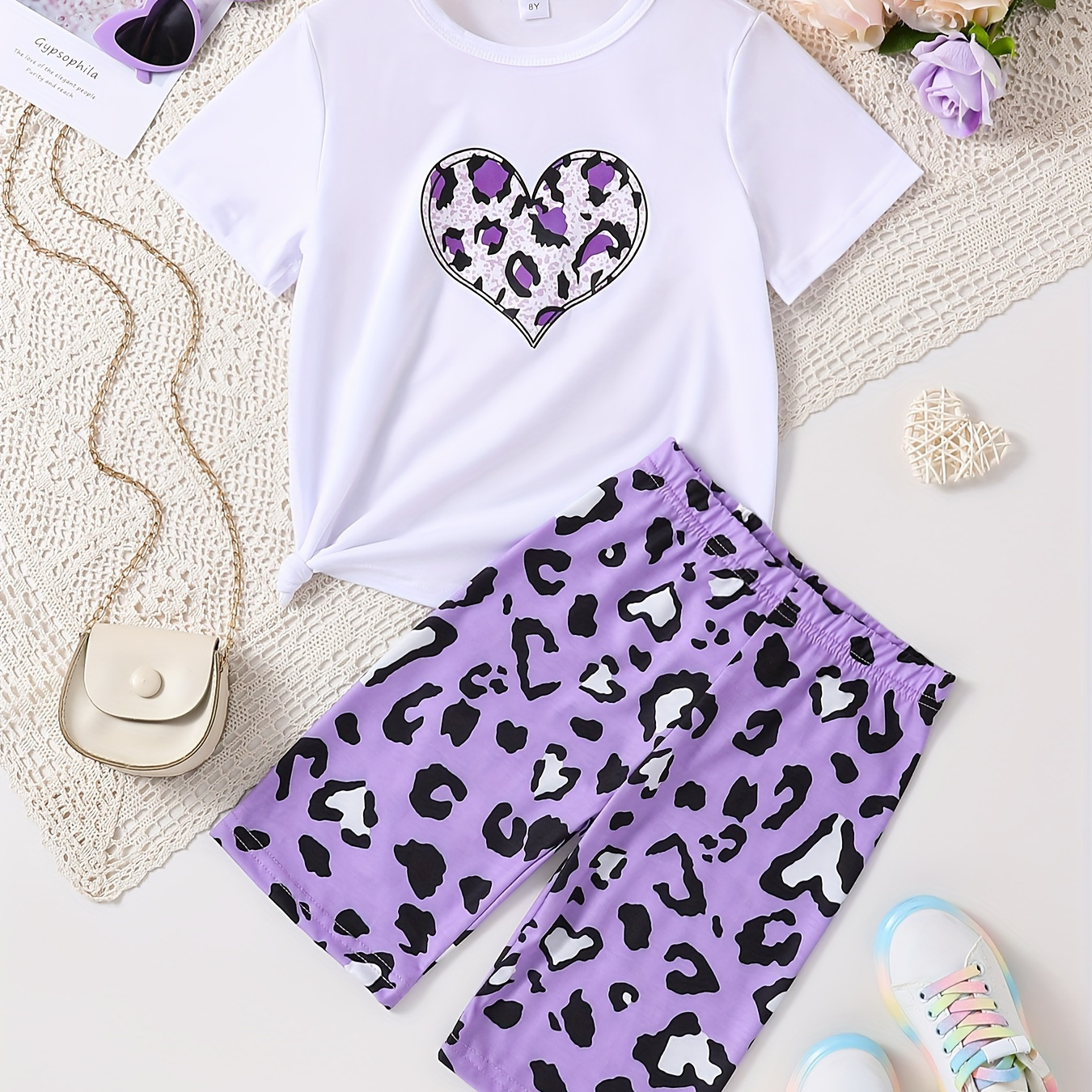 

Girls 2pcs, Sweet Leopard Heart Print Short Sleeve Top + Animal Print Shorts Casual Set, Girls Summer Clothes