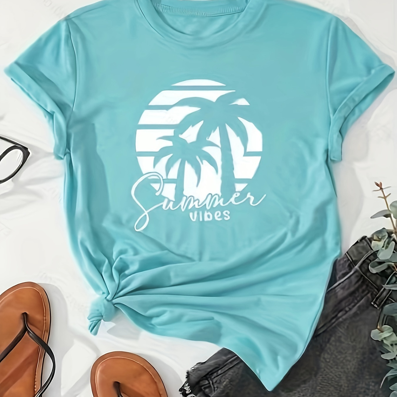 

Coconut Tree Print Crew Neck T-shirt, Casual Short Sleeve Top For Spring & Summer, Women's Clothing