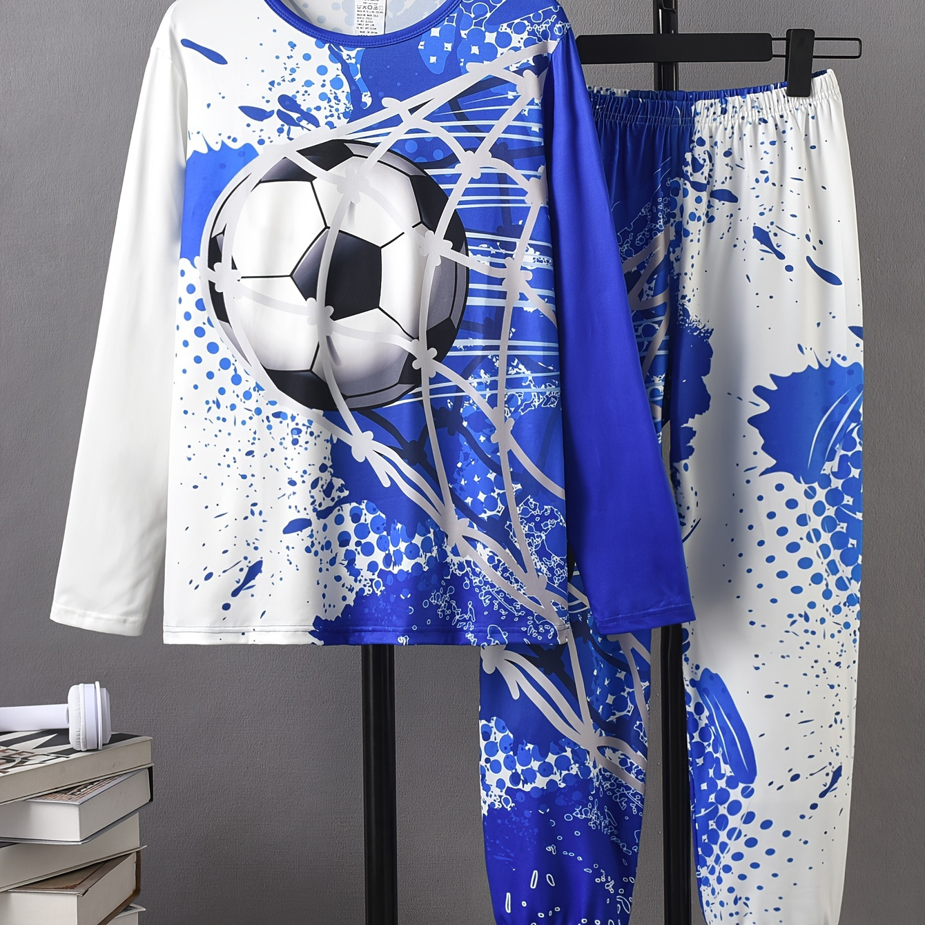 

Boys' Trendy Soccer-inspired Splash Ink Long Sleeve & Pants Set - Comfy, Stretch Fabric For