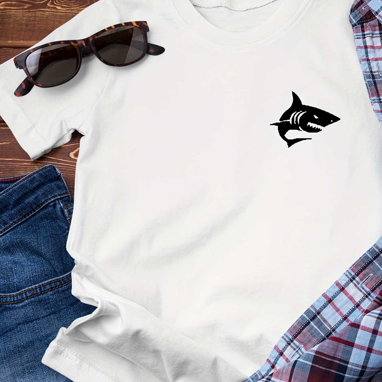 

Simple Shark Graphic Print Men's Pure Cotton T-shirt, Crew Neck Short Sleeve Tees For Summer, Casual Comfortable Versatile Top For Daily Wear & Outdoor Activities, As Gifts