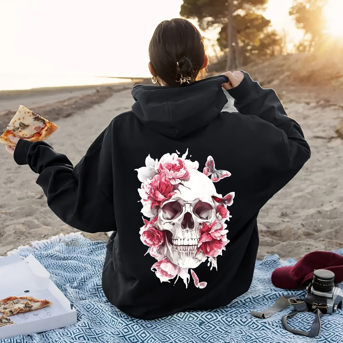 

1pc Women's Floral Skull Print Hoodie - Polyester Knit Fabric, Casual Hooded Sweatshirt With Pocket, Alphabet Letter Pattern, For Fall/winter Season