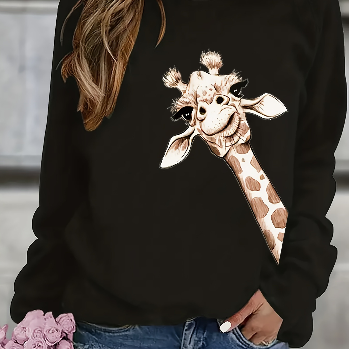 

Plus Size Giraffe Print Sweatshirt, Casual Crew Neck Long Sleeve Pullover Sweatshirt For Fall & Spring, Women's Plus Size Clothing