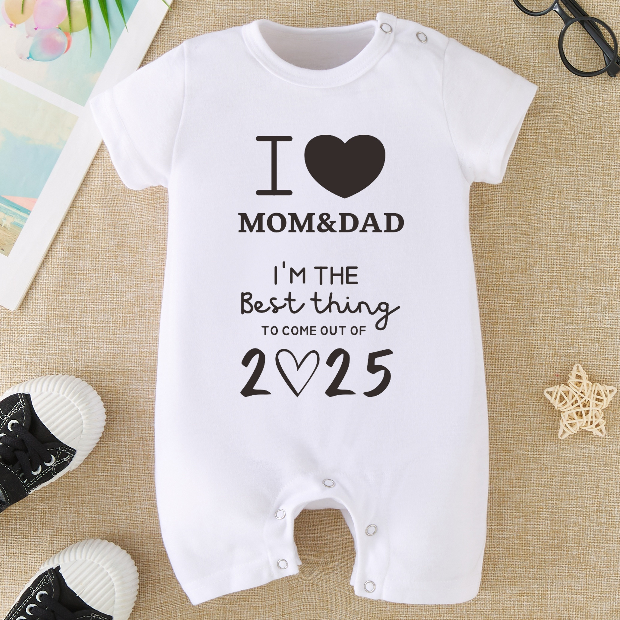 

Baby's "i'm The Best Thing To Come Out Of 2025" Print Short Sleeve Romper, Toddler & Infant Girl's Bodysuit