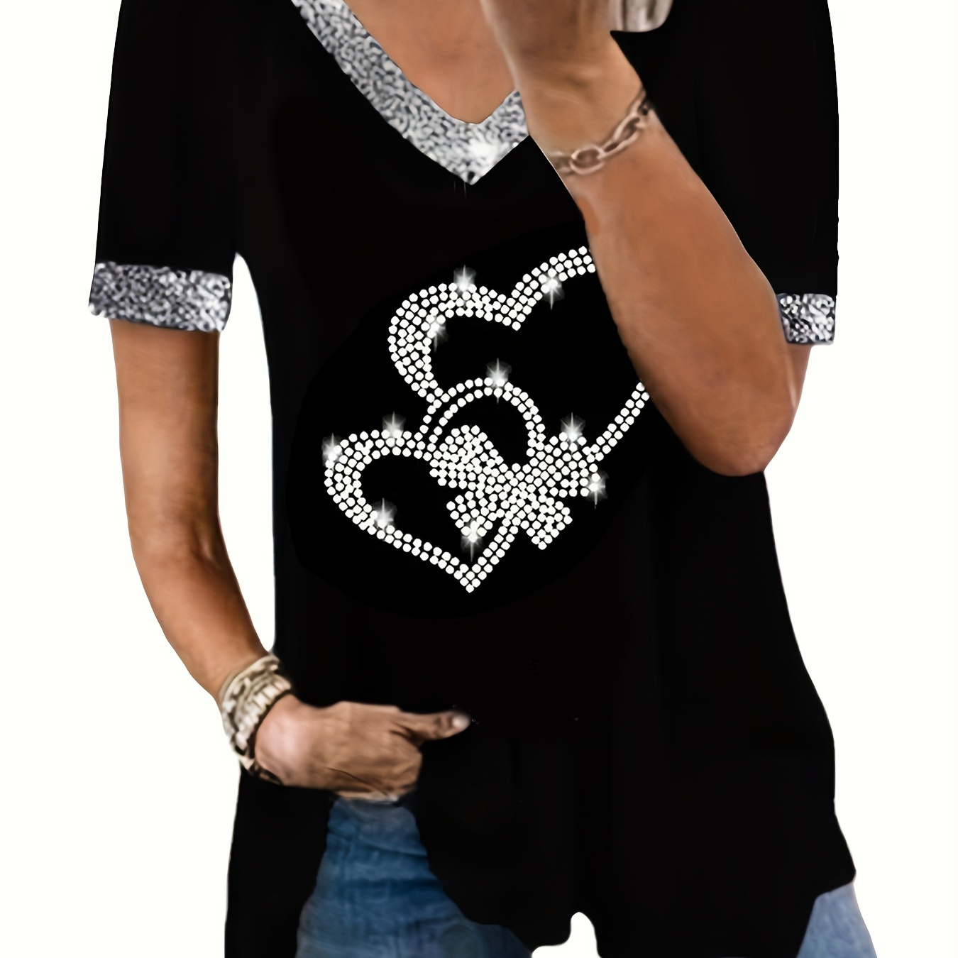 

Plus Size Heart Pattern Sequined V Neck T-shirt, Casual Short Sleeve Top For , Women's Plus Size Clothing