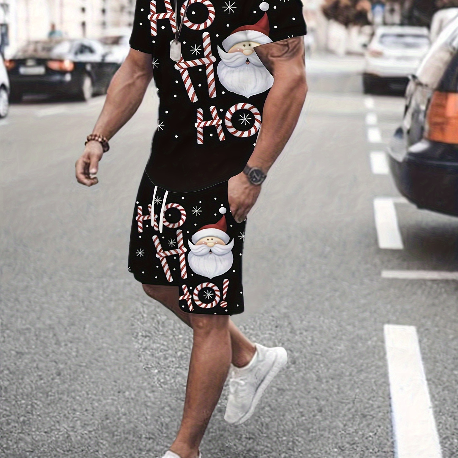 

1set Men's Casual Christmas Printed Polyester Sportswear Set, Crew Neck Short Sleeve T-shirt And Shorts, Slight Stretch Knit Fabric, Regular Fit Summer Outfit
