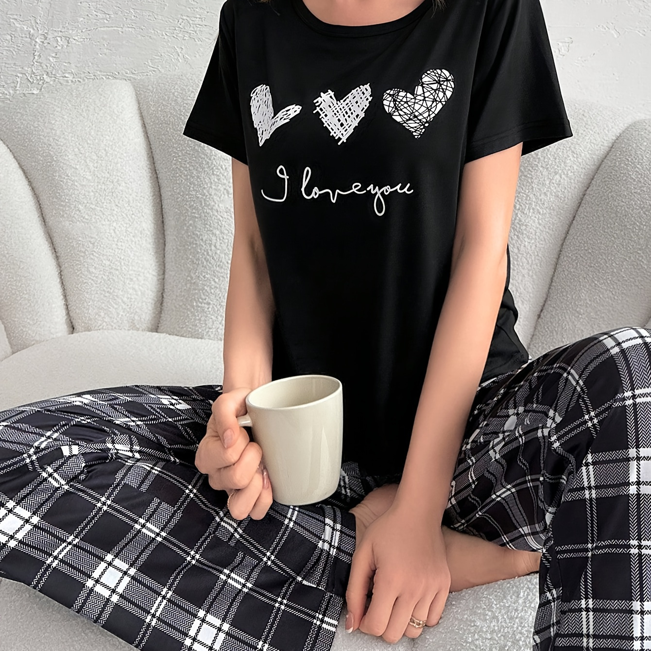 

Heart & Letter Print Pajama Set, Casual Short Sleeve Round Neck Top & Plaid Pants, Women's Sleepwear