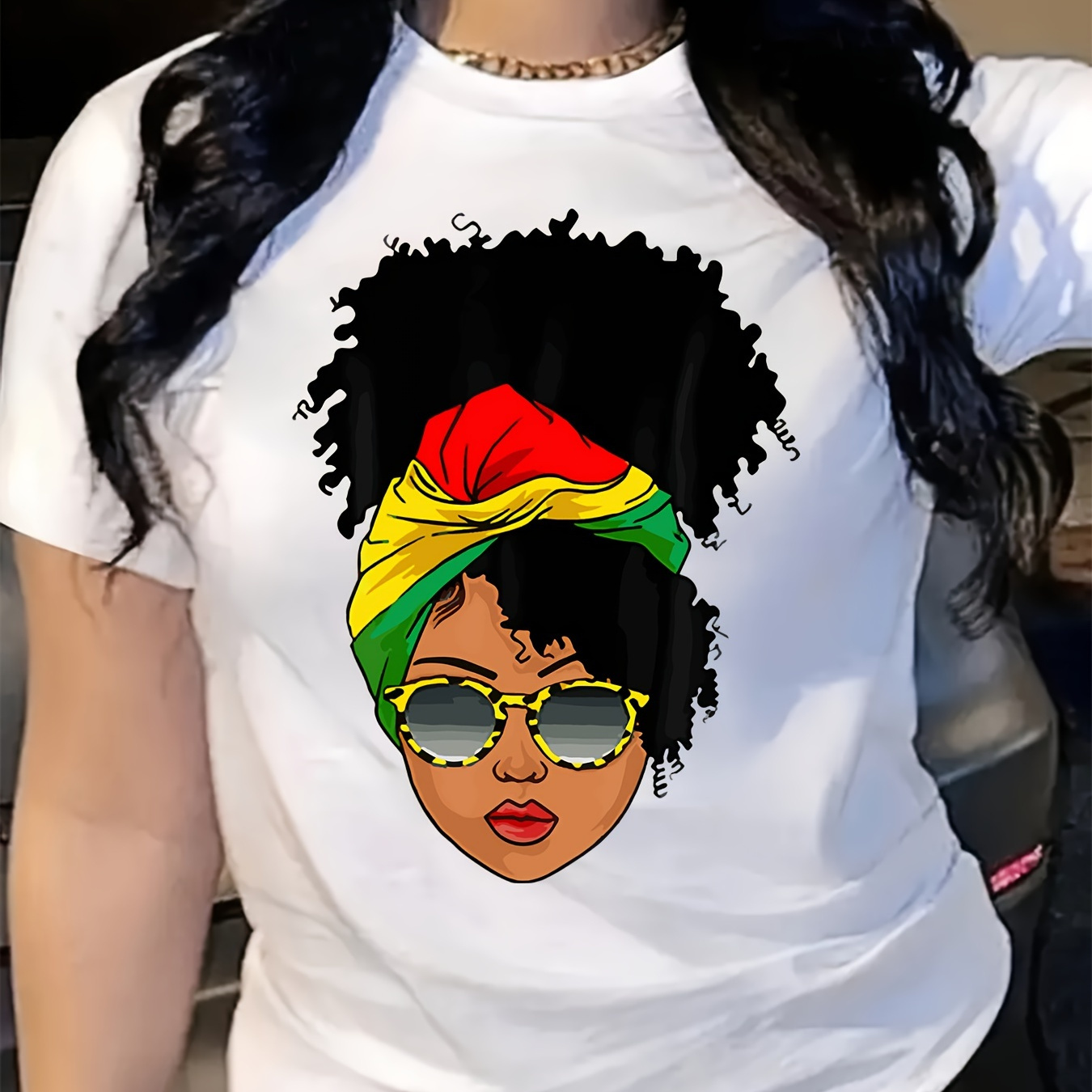 

Women's Casual Graphic T-shirt - Polyester , Machine Washable, Regular Fit, Fun Afro Art Design