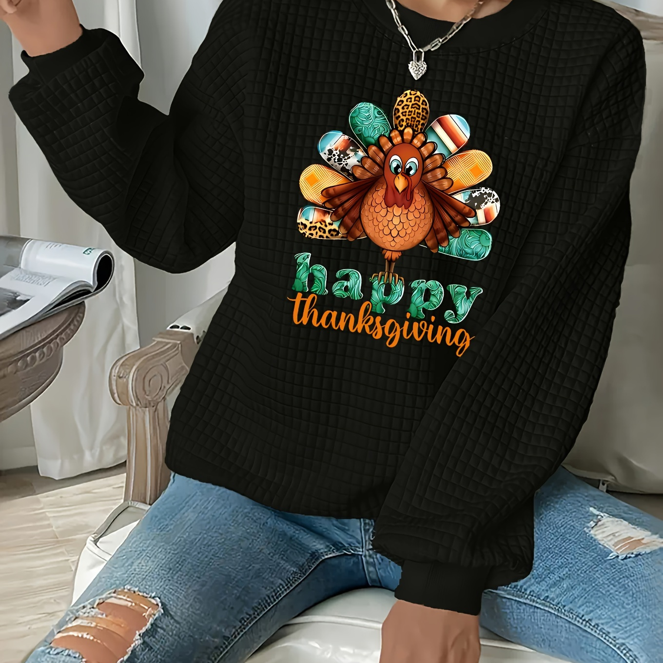 

Plus Size Turkey Print Pullover Sweatshirt, Casual Long Sleeve Crew Neck Sweatshirt For Fall & Spring, Women's Plus Size Clothing