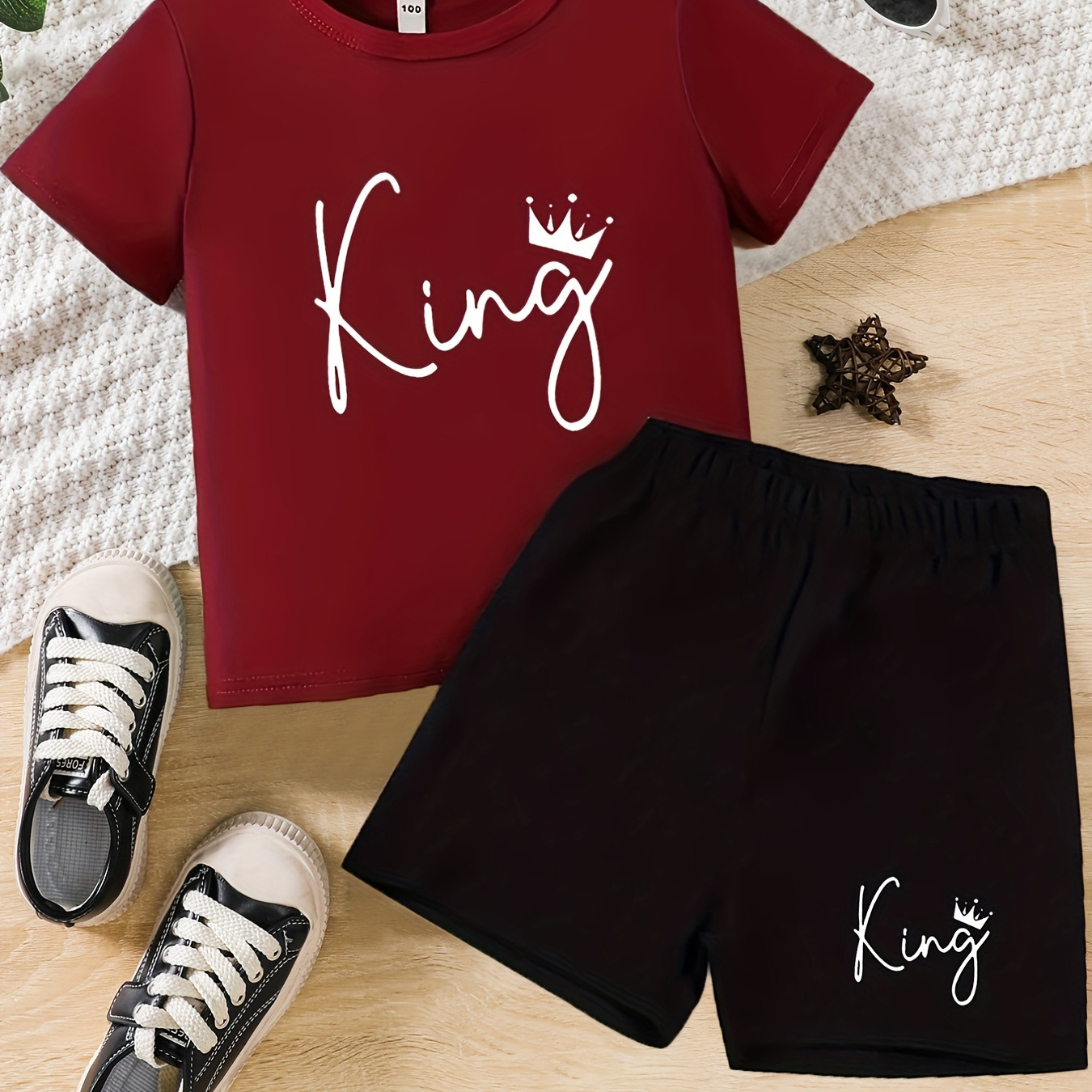 

Boys "king" Crown Print Casual Outfit Round Neck T-shirt & Shorts Kids Summer Clothes Sets