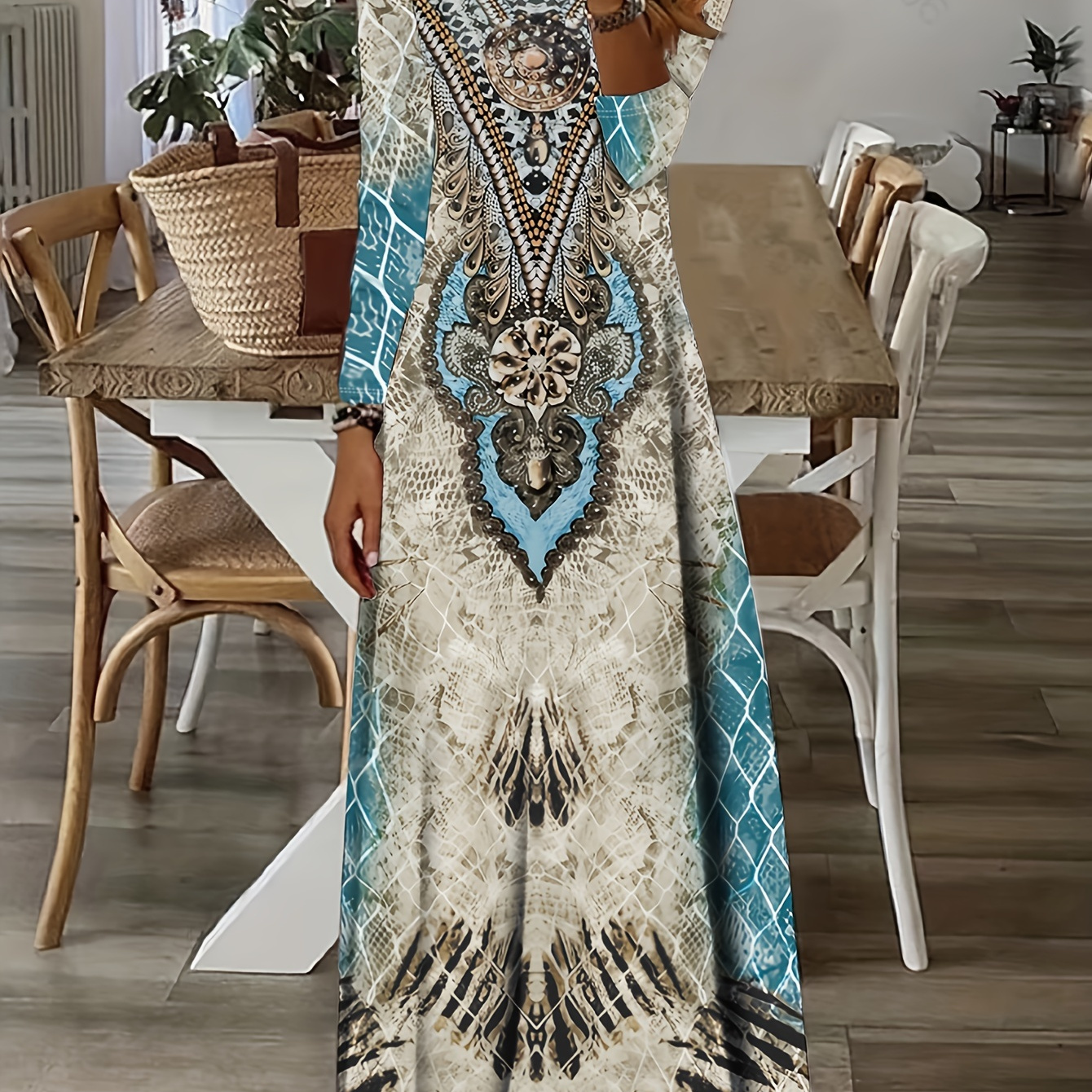 

Elegant Women's Tribal Print Long Dress - Vintage-inspired, Stretchy Polyester , Round Neck, Machine Washable - Fall/