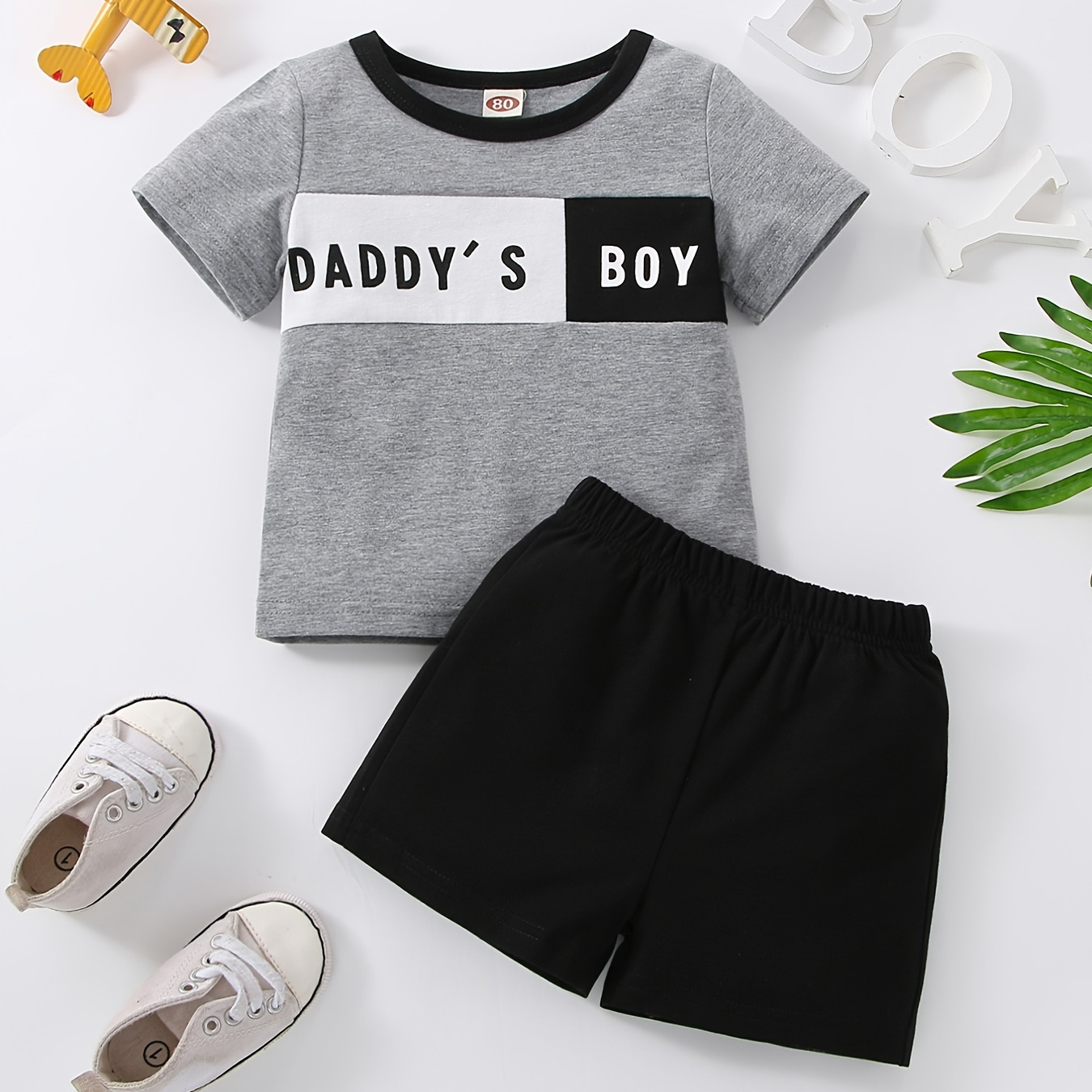 

2pcs Baby Boys "daddy's Boy" Round Neck T-shirt & Shorts Set Clothes