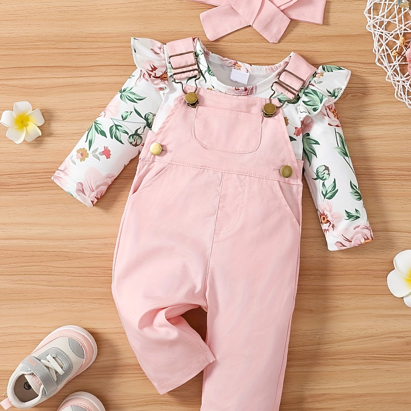 

Baby Girls Adorable 3pcs Outfit - Pockets Bib Pants + Flowers Allover Print Ruffle Long Sleeve Romper + Headband Set