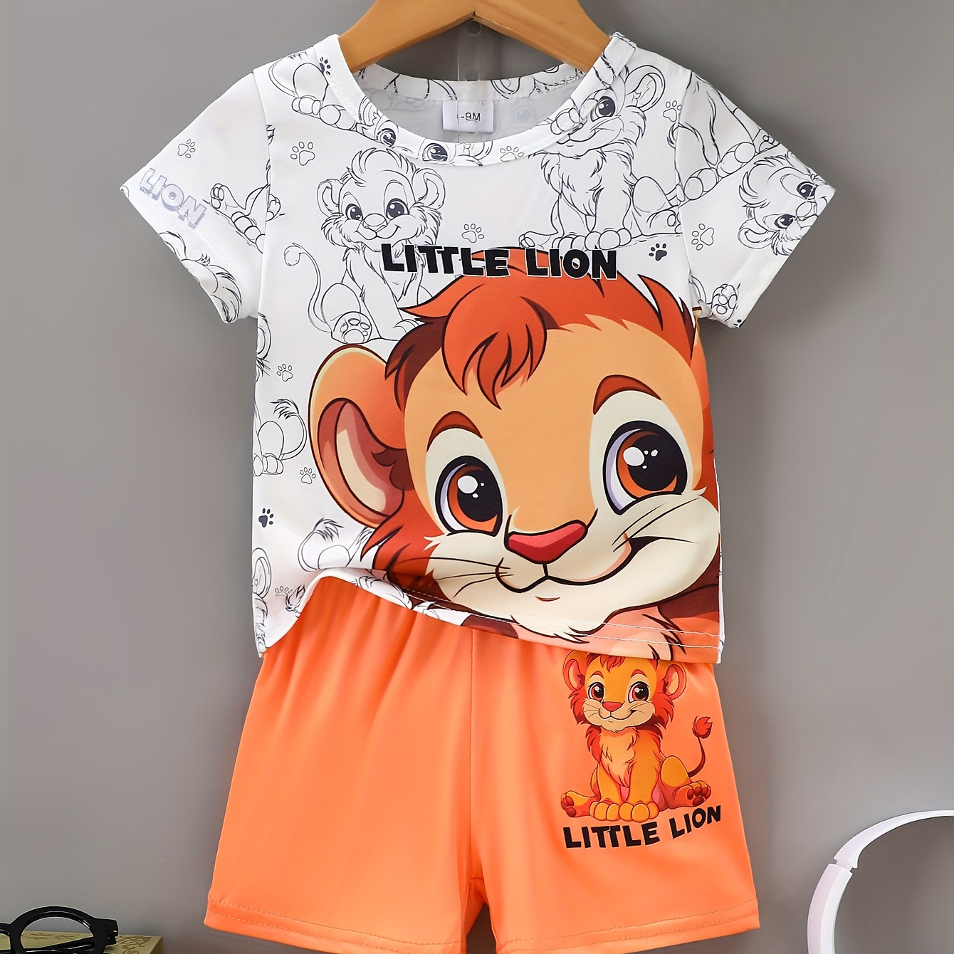 

2pcs Baby Boys Cartoon Lion Print Short Sleeve Top + Solid Color Shorts Set, Casual Outfit For Toddlers, Cute Animal Printed Summer Wear