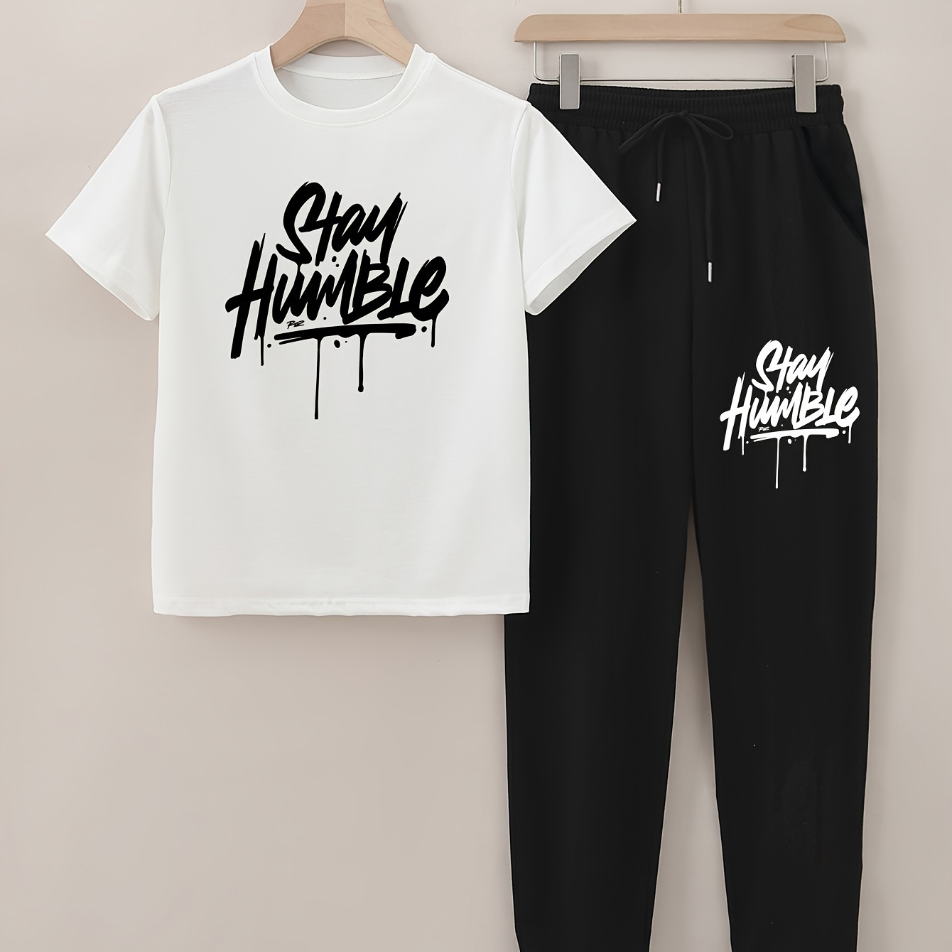 

Stay Humble Letter Print Men's 2 Piece Set, Short Sleeve T-shirt & Drawstring Trousers, Summer Trendy Casual Comfy Sports Suit For Teenagers