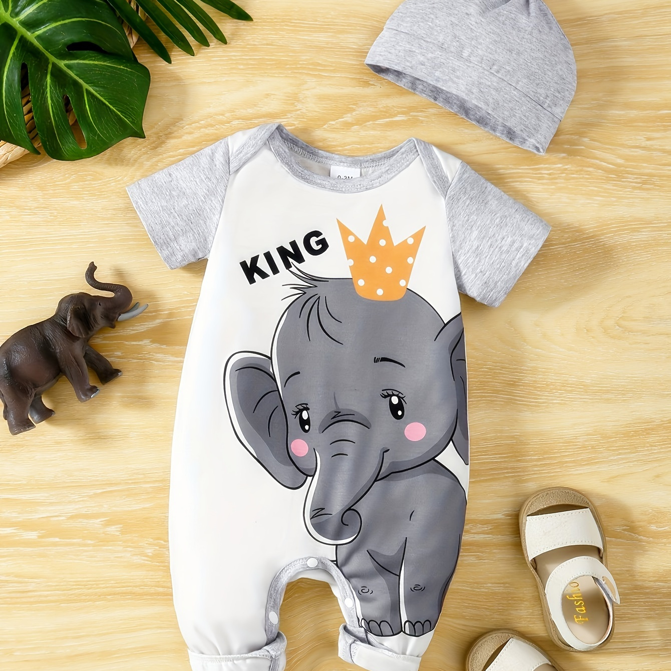 

Baby's Cartoon Elephant King Print Bodysuit & Hat, Casual Short Sleeve Romper, Toddler & Infant Boy's Clothing