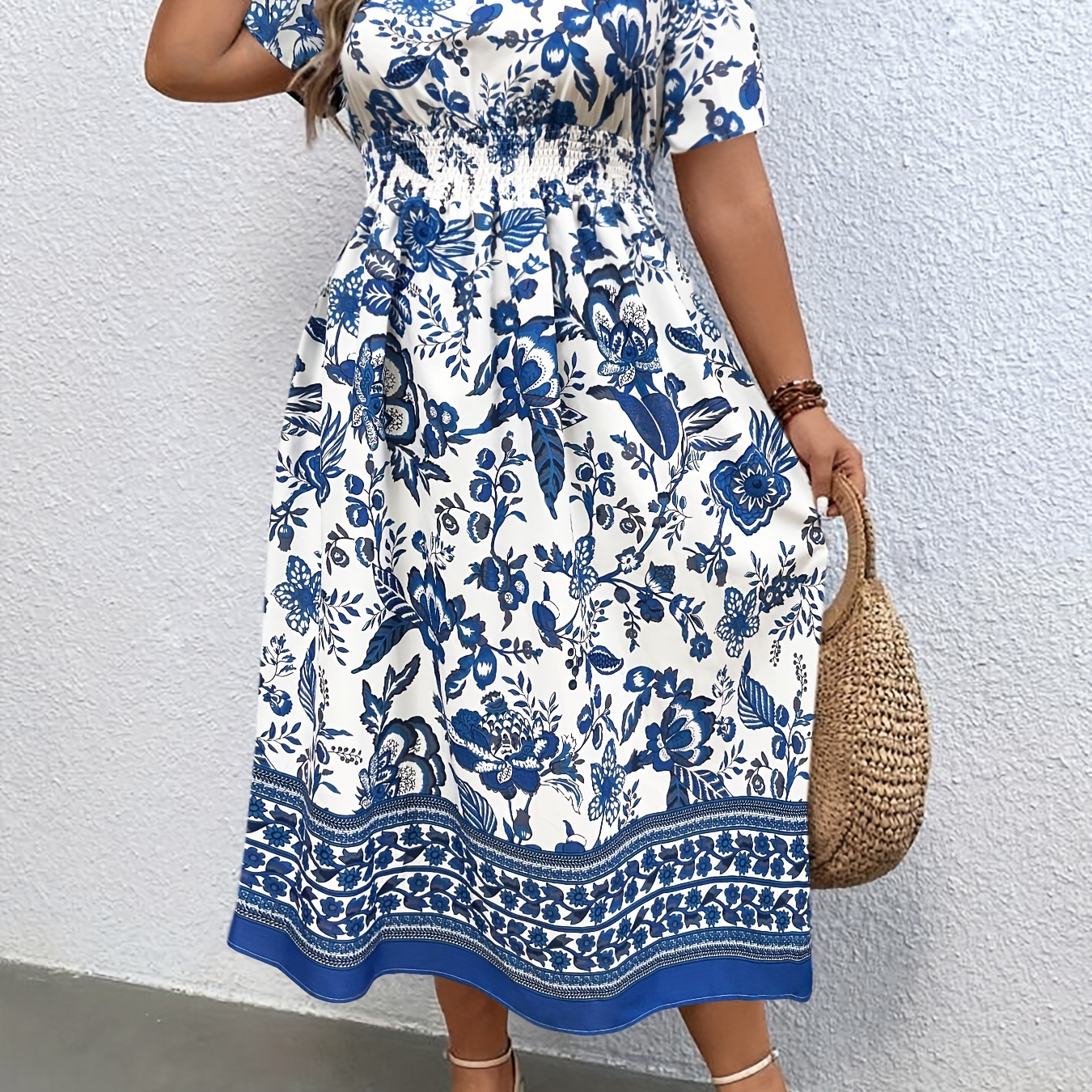 

Robe ajustée à imprimé floral grande taille, robe décontractée à manches courtes pour le printemps et l'été, vêtements grande taille pour femmes