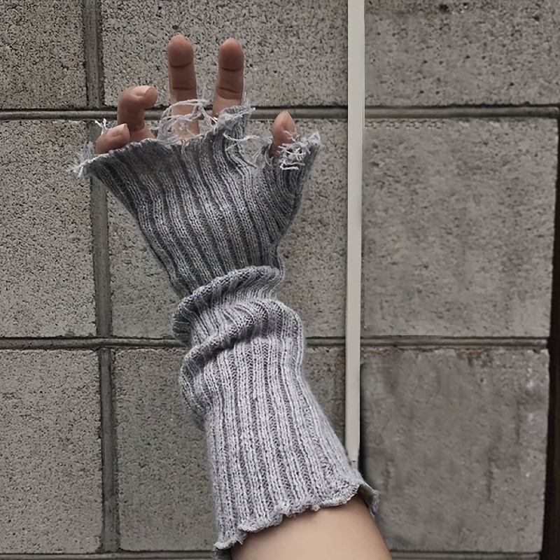 Women's Ghost Head Pendant Fingerless Leather Gloves
