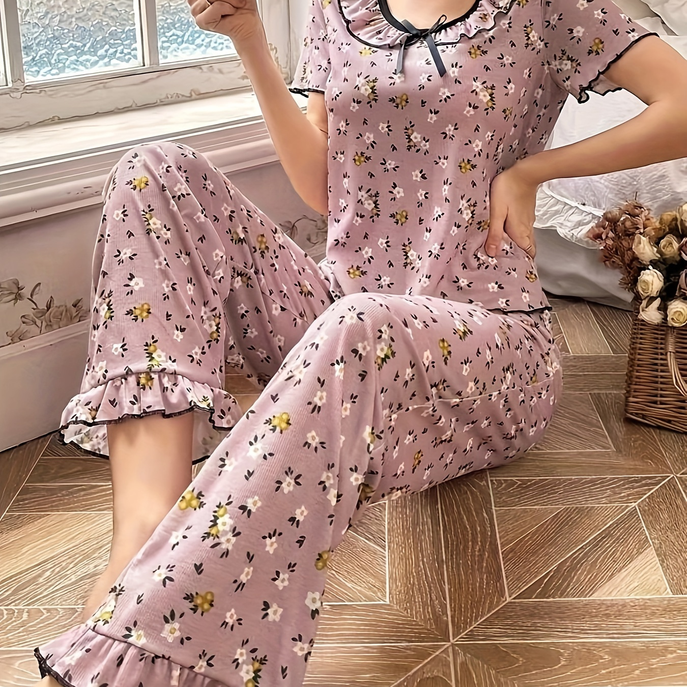 

Women's Ditsy Floral Print Sweet Ruffle Trim Pajama Set, Short Sleeve Round Neck Top & Pants, Comfortable Relaxed Fit