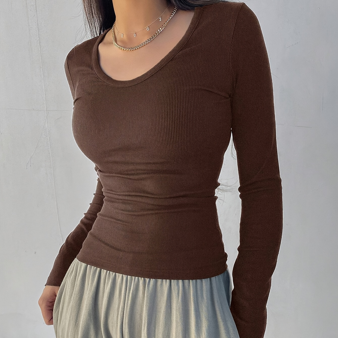 

Elegant Ribbed Crew Neck T-shirt For Women - Soft Polyester, Machine Washable, Solid Color, Fall/winter