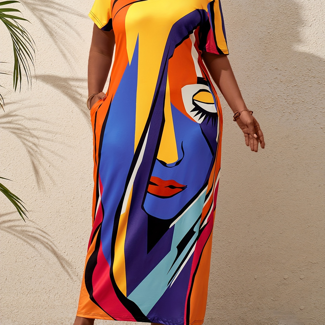 

Plus Size Abstract Face Print Color Block Dress, Casual Maxi Short Sleeve Crew Neck Dress For Spring & Summer, Women's Plus Size Clothing