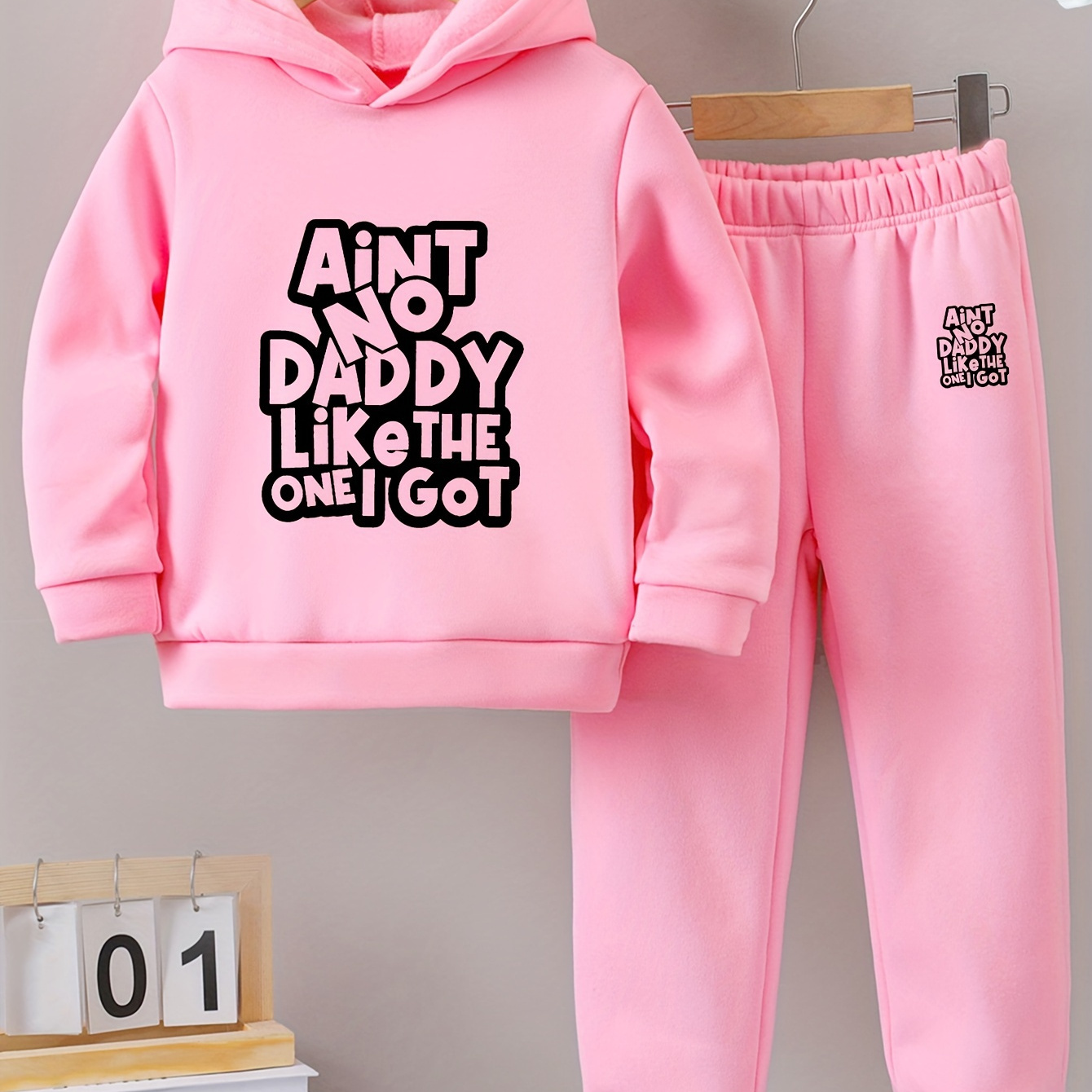 

Daddy Letter Print Girls Autumn And Winter Hoodies With Patterned Prints, Paired With Sports Pants Suit