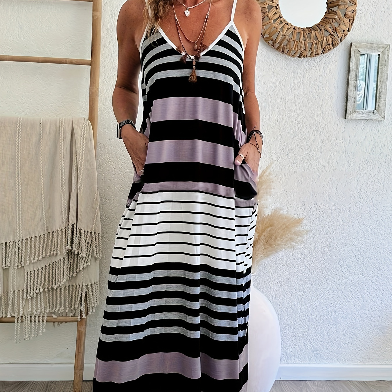 

Plus Size Stripe Print Pocket Cami Dress, Casual Sleeveless Maxi Dress For Spring & Summer, Women's Plus Size Clothing