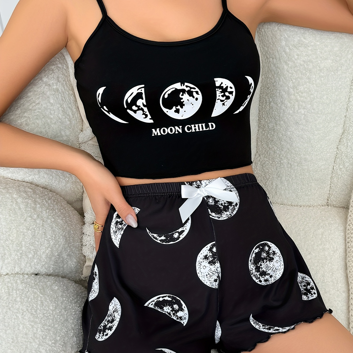 

Moon Print Pajama Set, Casual Lettuce Trim Round Neck Backless Crop Cami Top & Elastic Shorts, Women's Sleepwear