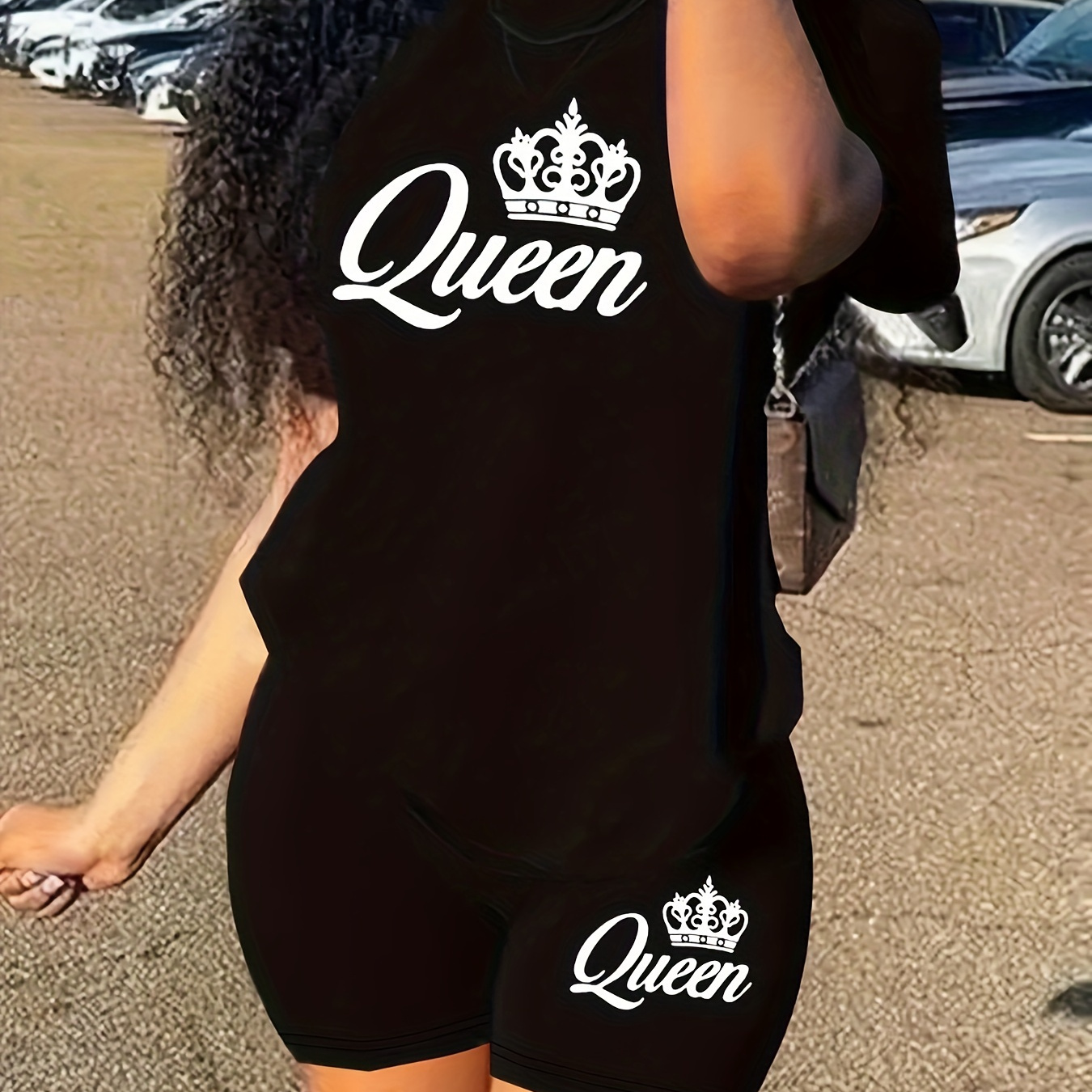 

Plus Size Queen Crown Print Two-piece Set, Crew Neck Short Sleeve Top & Shorts Outfits, Women's Plus Size clothing